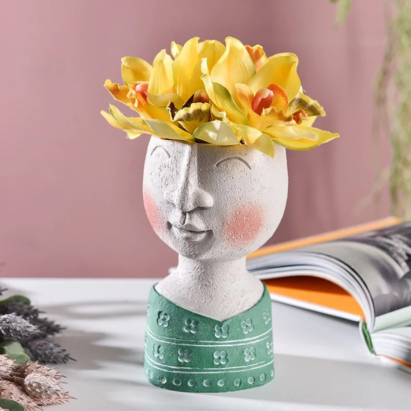 Vase Sculpture - KENDRI SHOP